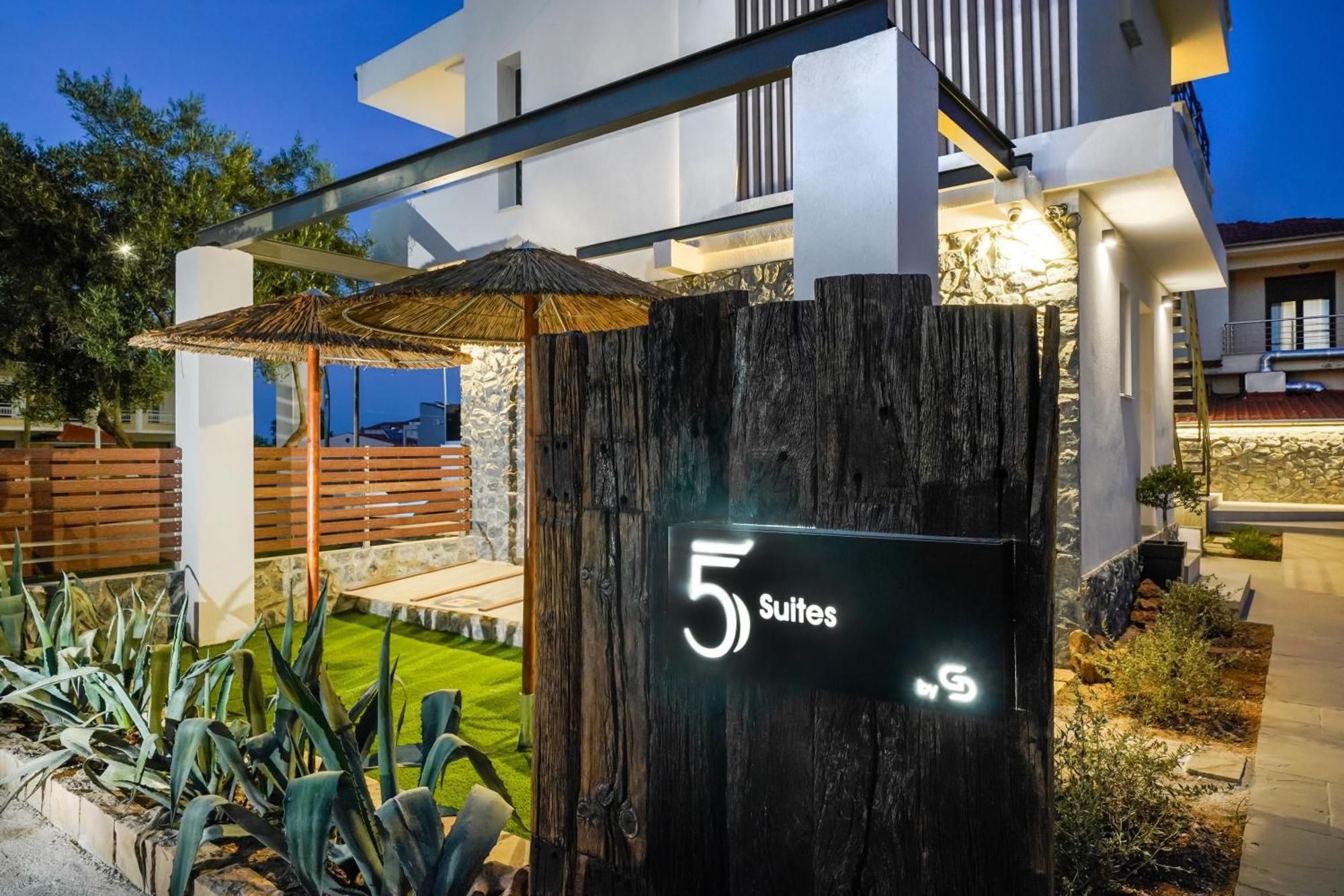 Apartment 5 By Gd *